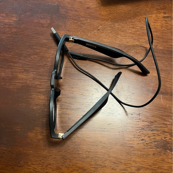 Bose Bluetooth Frames. Rondo. Perfect condition, no case - Picture 3 of 4